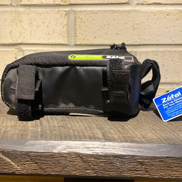 Zefal Phone & Storage Bag NIB - Picture 2 of 6